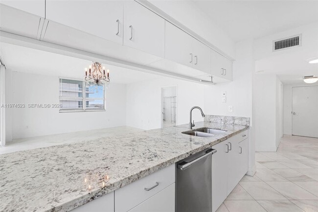 Building Photo - 650 West Ave