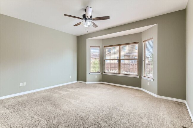 Building Photo - 12650 Handles Peak Way