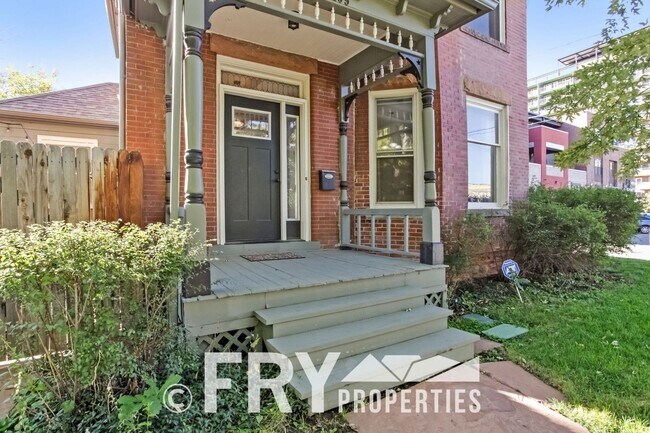 Building Photo - Beautiful Home in Amazing Location