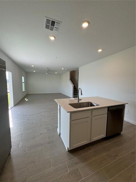 Building Photo - 6660 SW 89th Loop