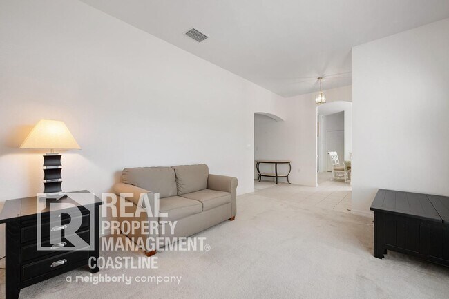 Building Photo - Flexible Lease: Seasonal OR Annual Furnished/Unfurnished – 3BR North Port Home!