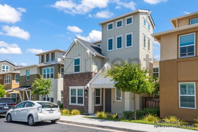 Building Photo - 4330 Trolan Ln