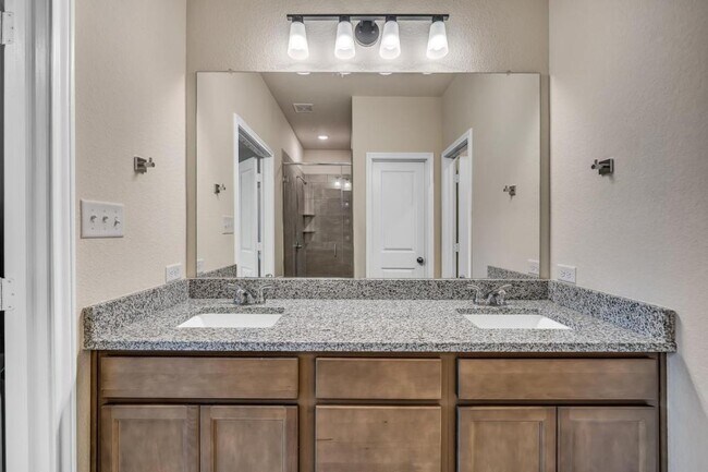 Building Photo - 217 MLK