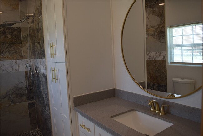 Building Photo - 445 County Rd 5102J