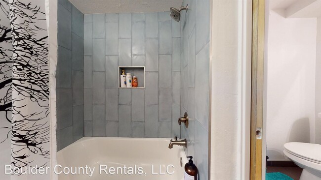 Building Photo - 3 br, 2 bath House - 860 Gilpin Dr