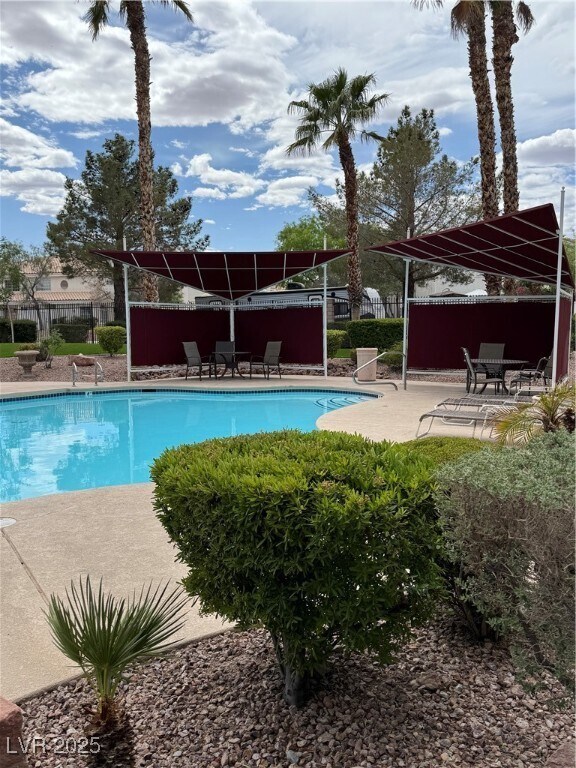 Building Photo - 7885 W Flamingo Rd