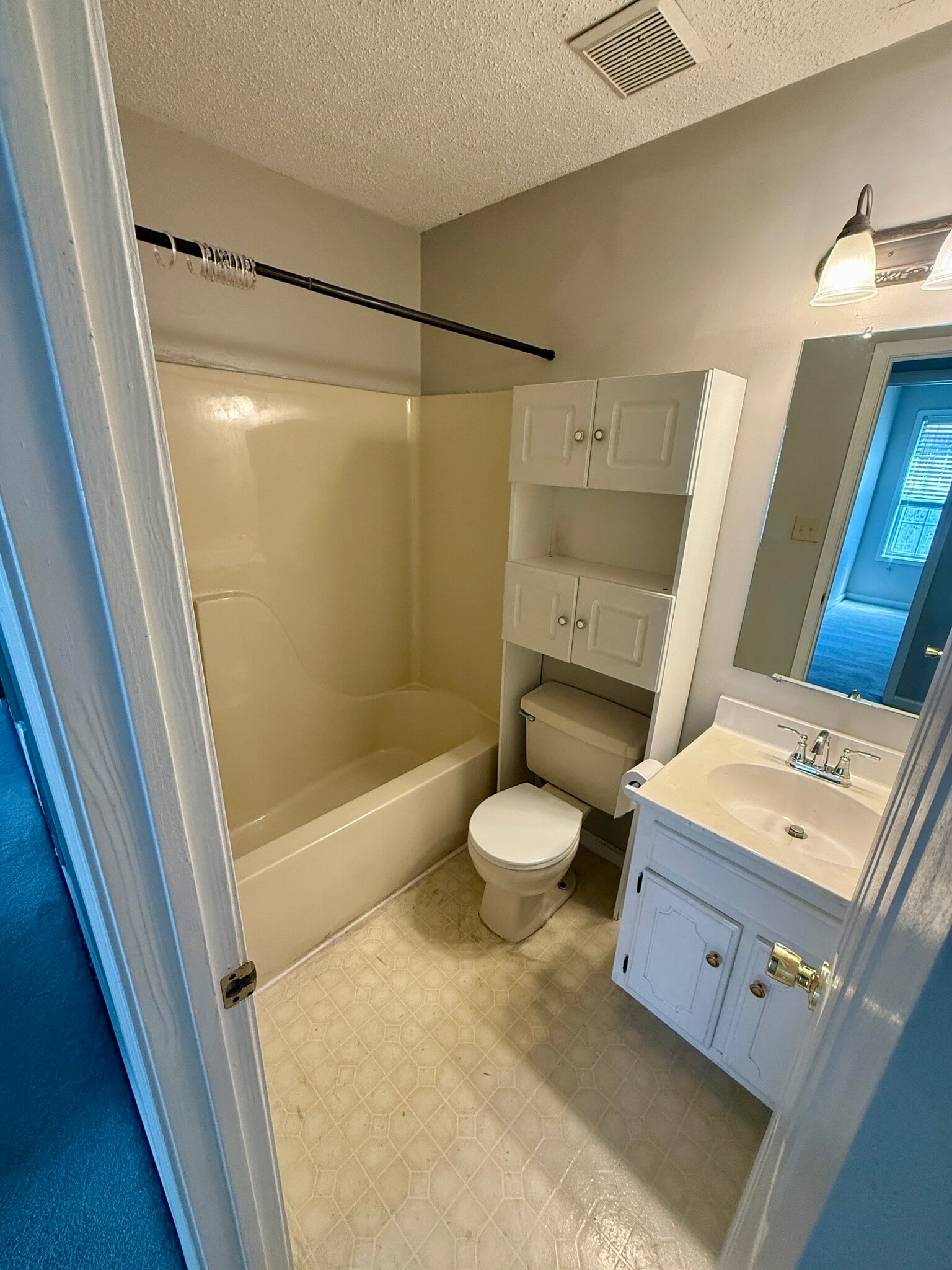 Building Photo - 1506 Remington Dr