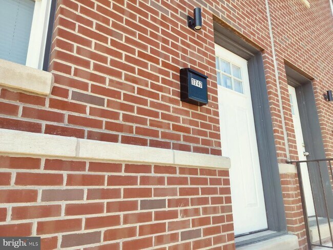 Building Photo - 1745 W Passyunk Ave