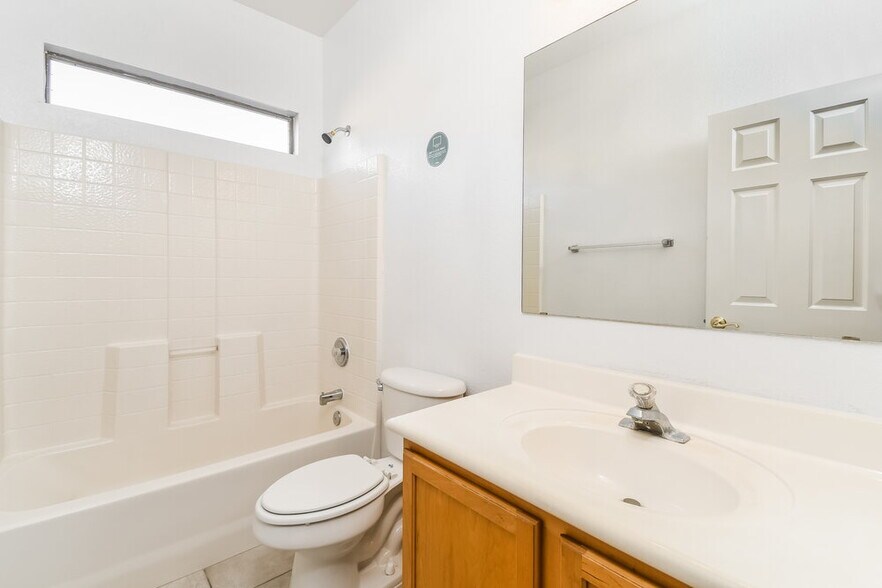 Building Photo - 6343 S Nash Way