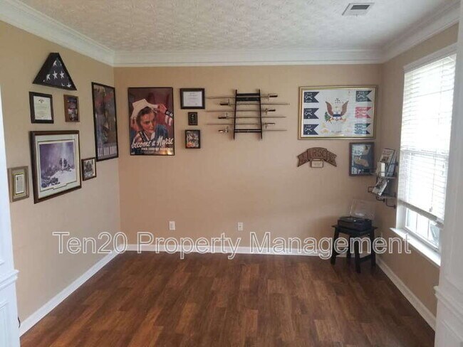 Building Photo - 35 Apache Trail