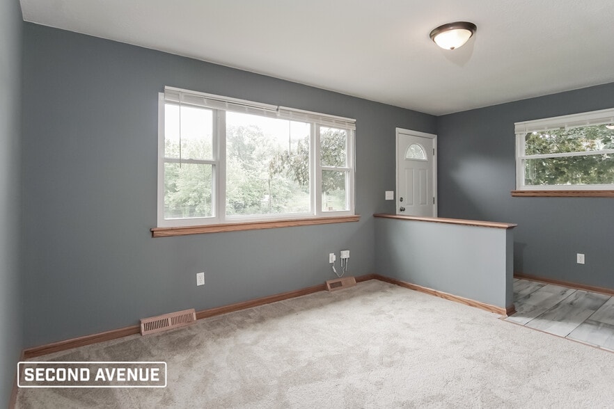 Building Photo - 1245 Chapel Rd