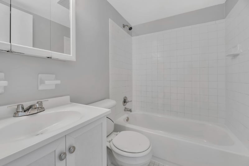 Building Photo - 930 Snider Rd