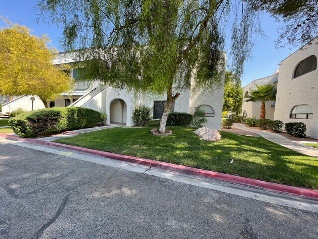 Building Photo - 1406 Santa Margarita St