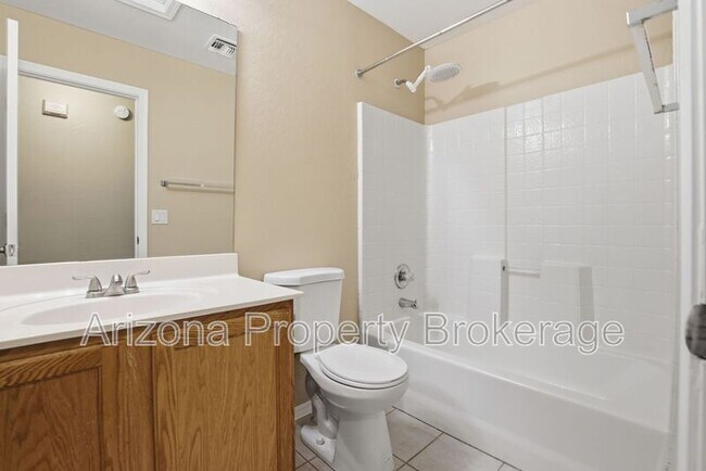 Building Photo - 8118 N 112th Ave