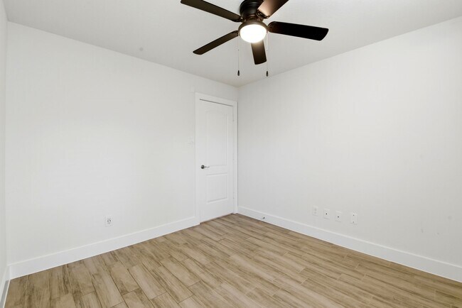 Building Photo - 26218 Cypresswood Dr