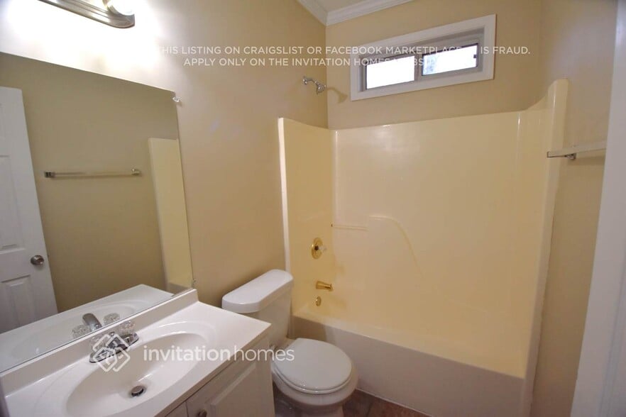 Building Photo - 155 Victor Ln