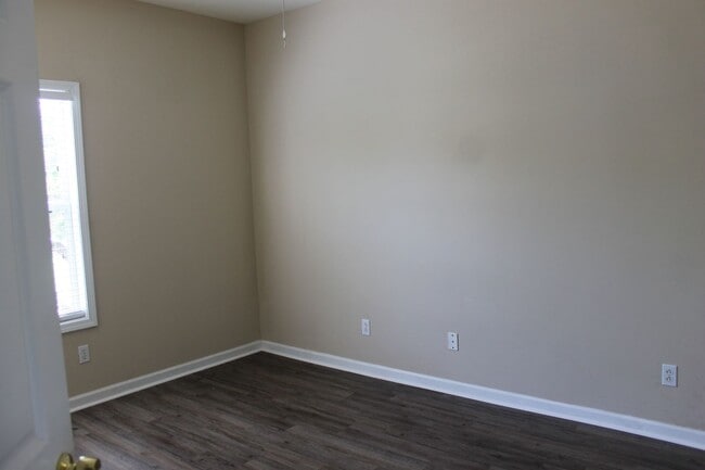 Building Photo - Townhome in Olde Town Village, Bluffton