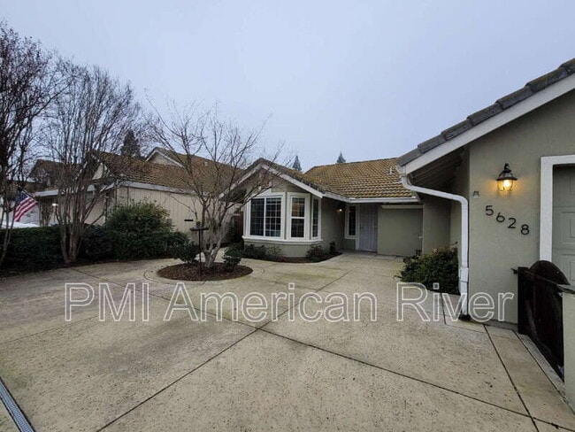 Building Photo - 5628 Bolton Way