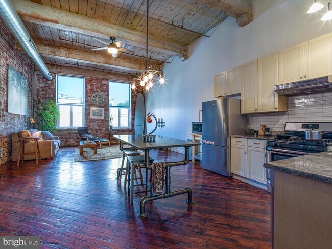 Building Photo - 1100 Shackamaxon St