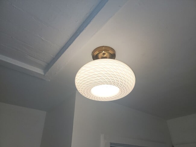 Building Photo - Every detail has been thoughtfully refreshed! AHA Ok