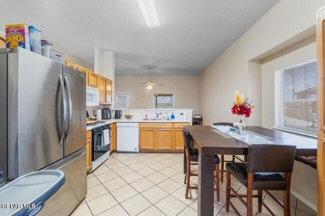 Building Photo - 2297 Lisa Sherr St