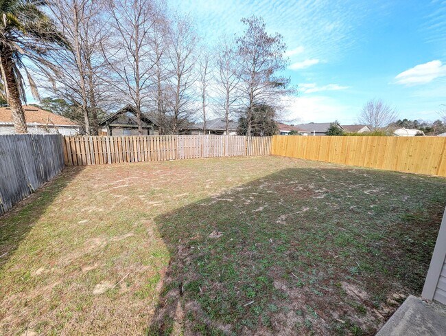 Building Photo - 1950 Catline Cir