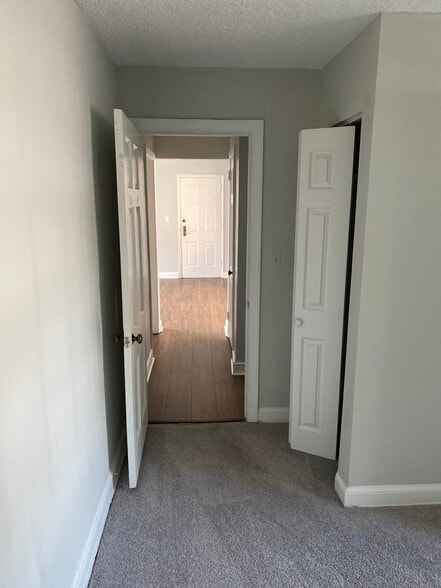Spacious - 1706 W Abingdon Dr