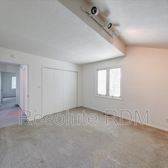 Building Photo - 12001 E 300 S