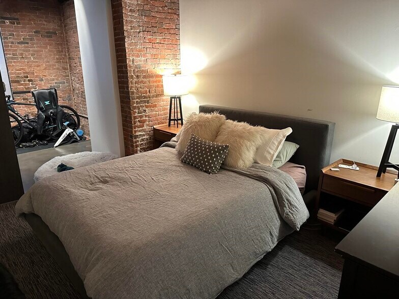 Building Photo - 90 Wareham St