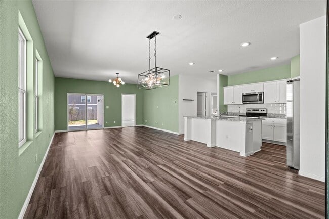 Building Photo - 14705 Shooter McGavin Dr