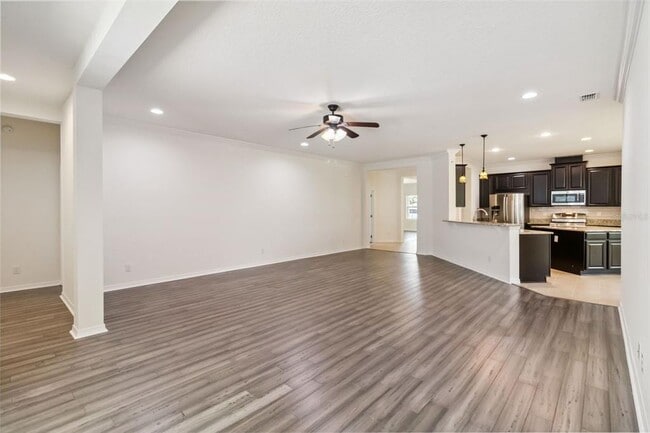 Building Photo - 1289 Heavenly Cove
