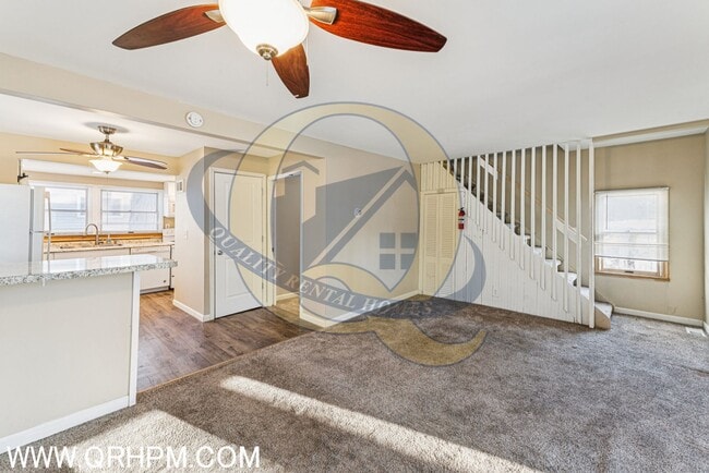 Building Photo - 2040 Linden St