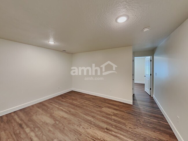 Building Photo - 288 Allen Ln