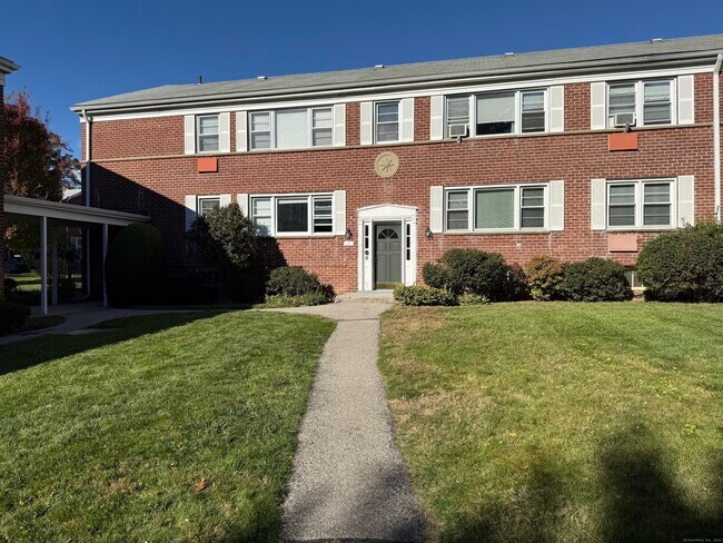 Building Photo - 69 Hope St