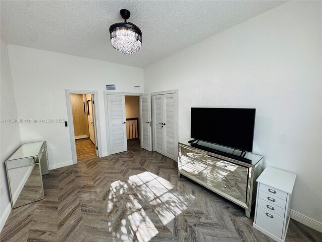 Building Photo - 20940 Bay Ct