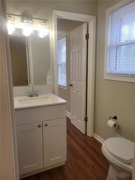 Building Photo - 3370 Westbrook Rd