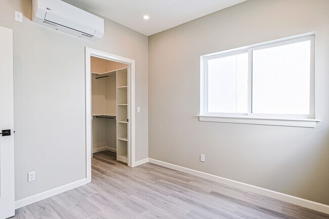 Building Photo - Luxury new construction 4 bed/4 bath in a ...