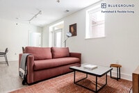 Building Photo - 816 Potomac Ave SE