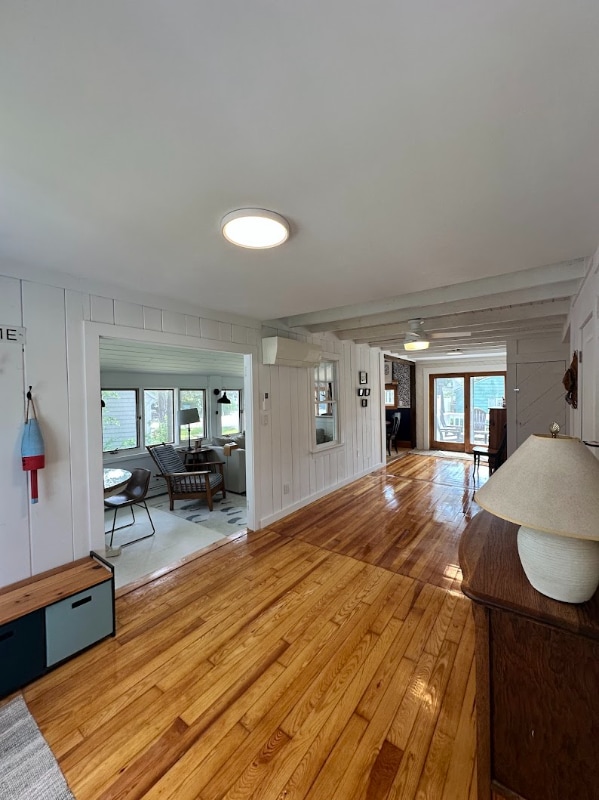 Building Photo - 11 Lower Beach Rd