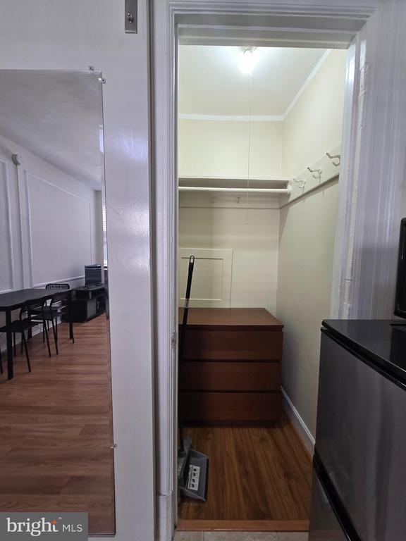 Building Photo - 1324 Locust St