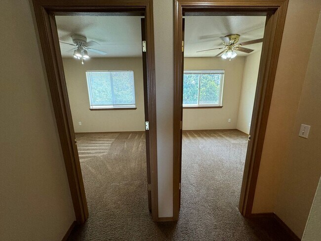 Building Photo - BONUS RENT SPECIAL! Backyard Oasis: 3 Bedroom 2 Bath House Available!