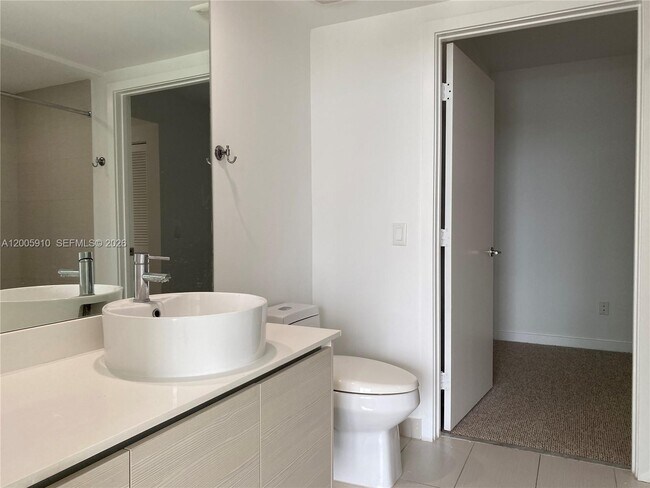 Building Photo - 4250 Biscayne Blvd