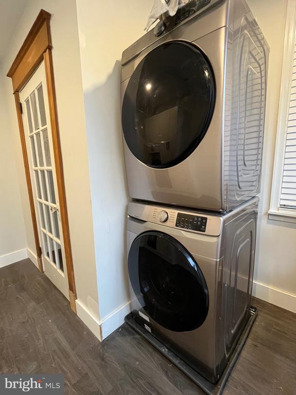 Building Photo - 1268 Neal St NE