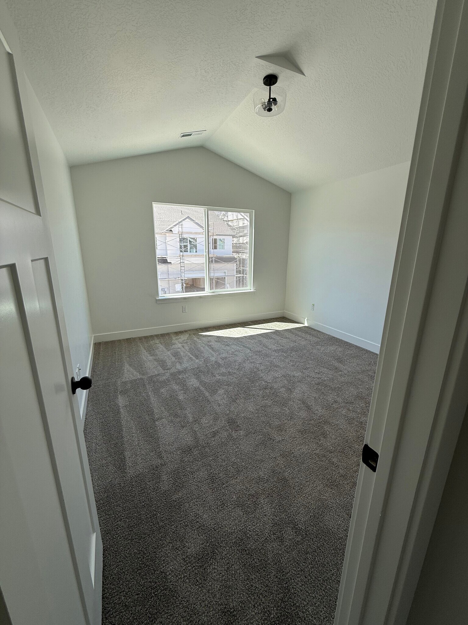 Building Photo - 1033 N Canvasback Dr