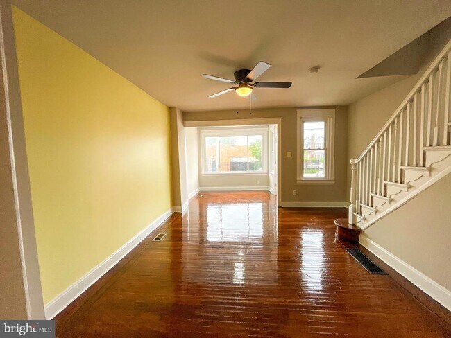Building Photo - 6818 Wyncote Ave