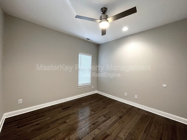 Building Photo - 929 Ramseur St
