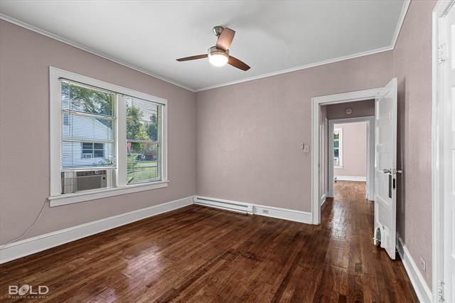 Building Photo - 202 E Elmwood St