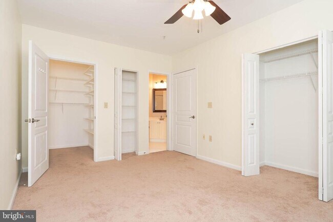 Building Photo - 2204 Westcourt Ln