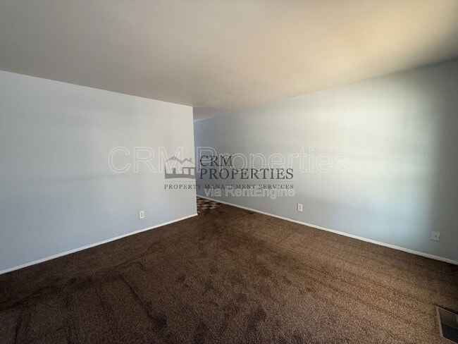 Building Photo - 5801 Monona Dr