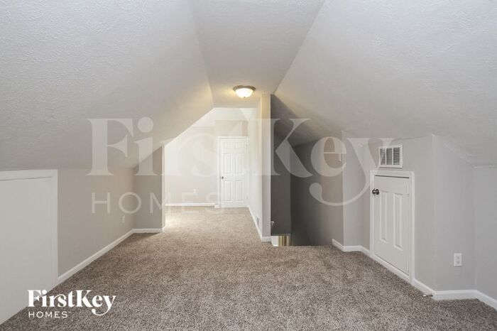 Building Photo - 35 Lauck Ln